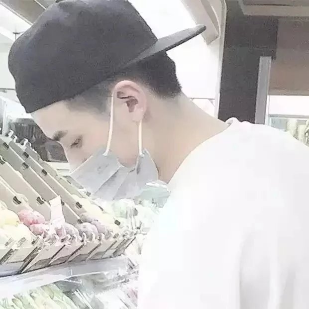 周娟洁妍
