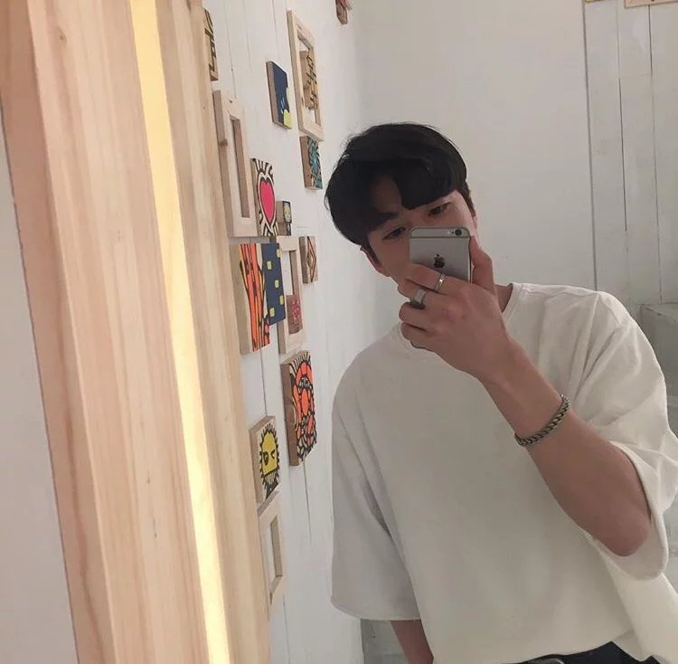 阮磊娥翰
