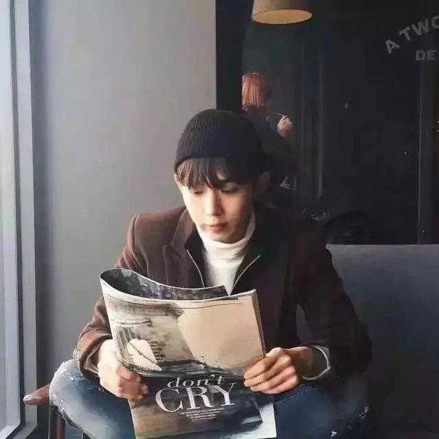 湛娟钧烁