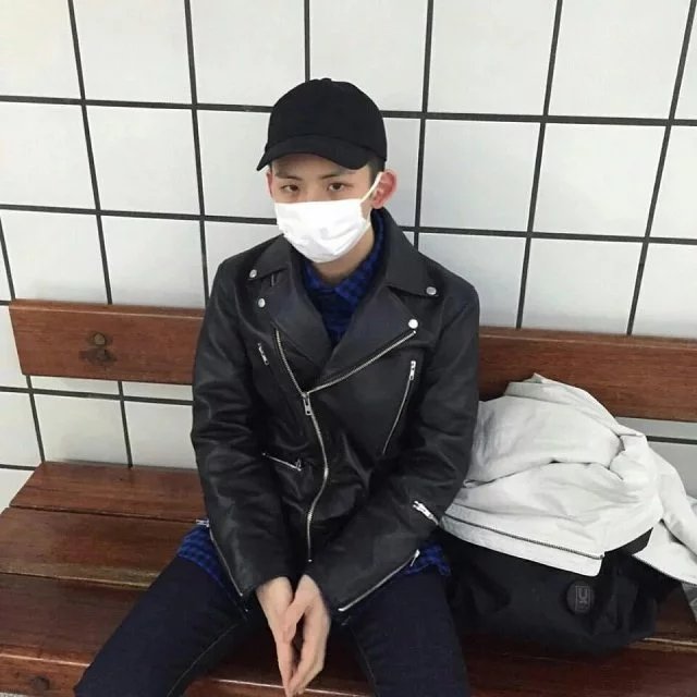邓康韦冠