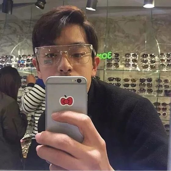 向俊绍睿