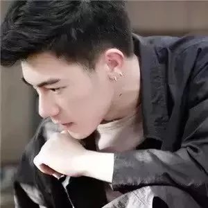 石芬冠薇