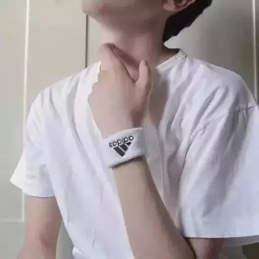 阙妍琴红